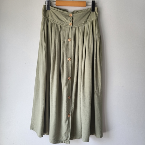 Cotton pickers Dresses & Skirts - Cotton Picker high waisted pleated khaki button down midi skirt. Size 4-6